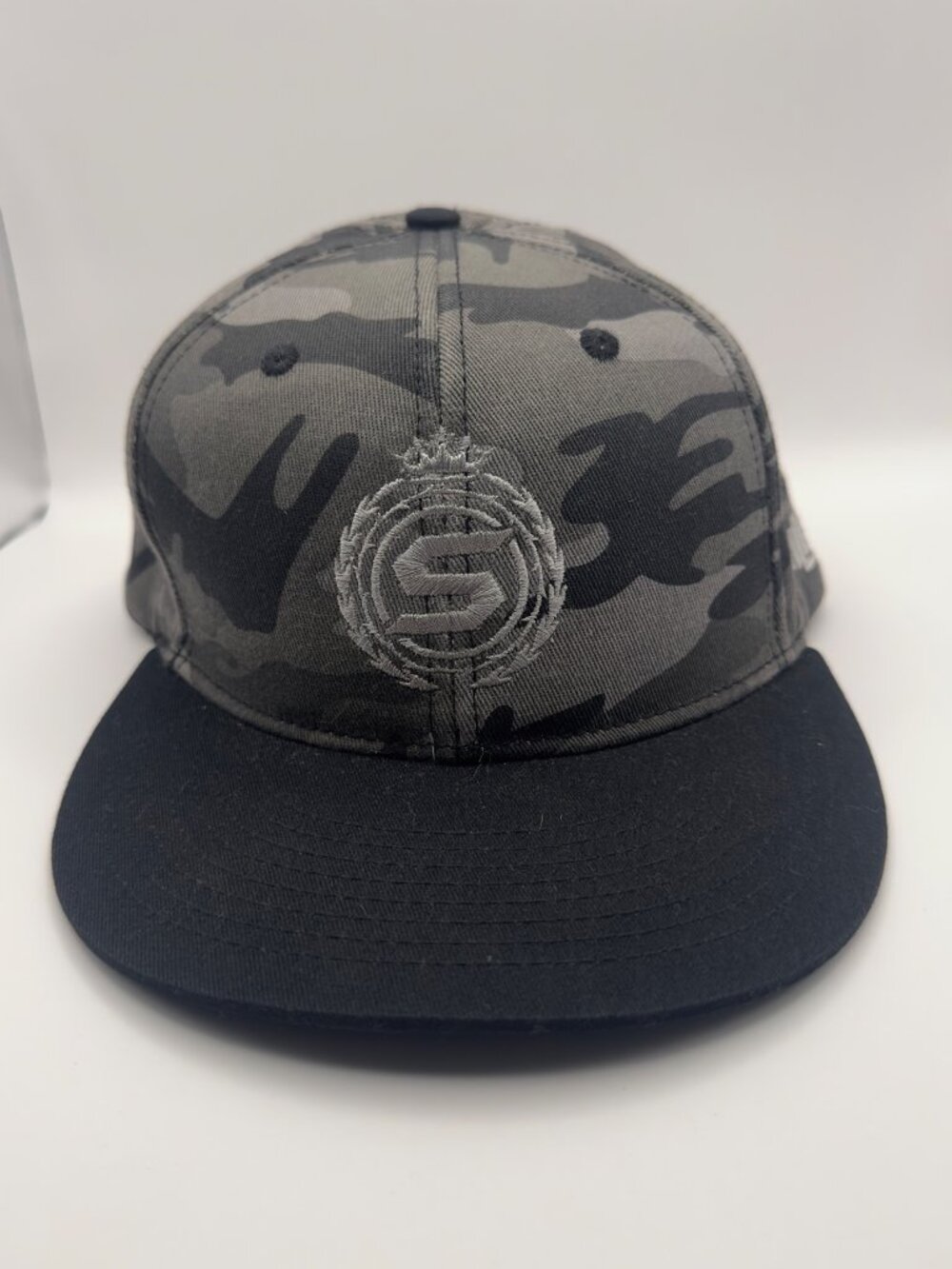 Vintage Skillet Christian Band Snapback Hat Camo Black Embroidered